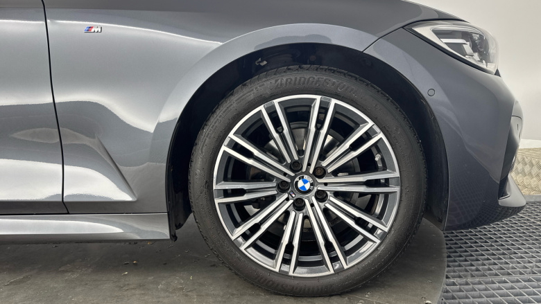 BMW 3 Series 320i M Sport 5dr Step Auto Petrol Estate